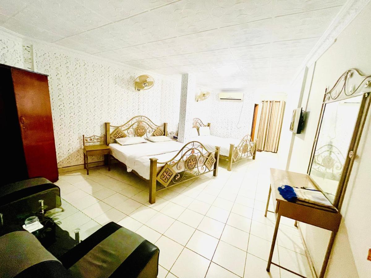 Hotel New Mid City ムルターン エクステリア 写真