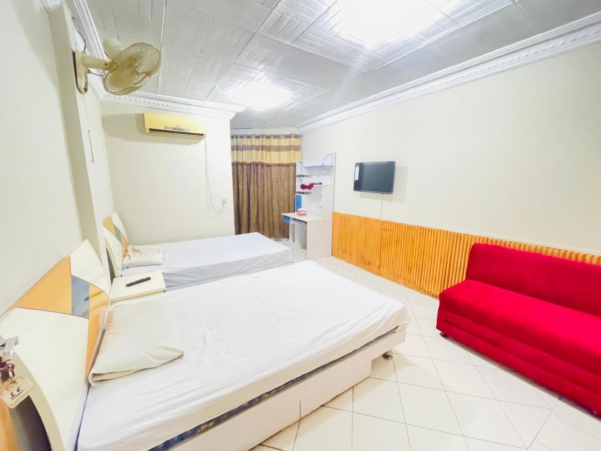 Hotel New Mid City ムルターン エクステリア 写真